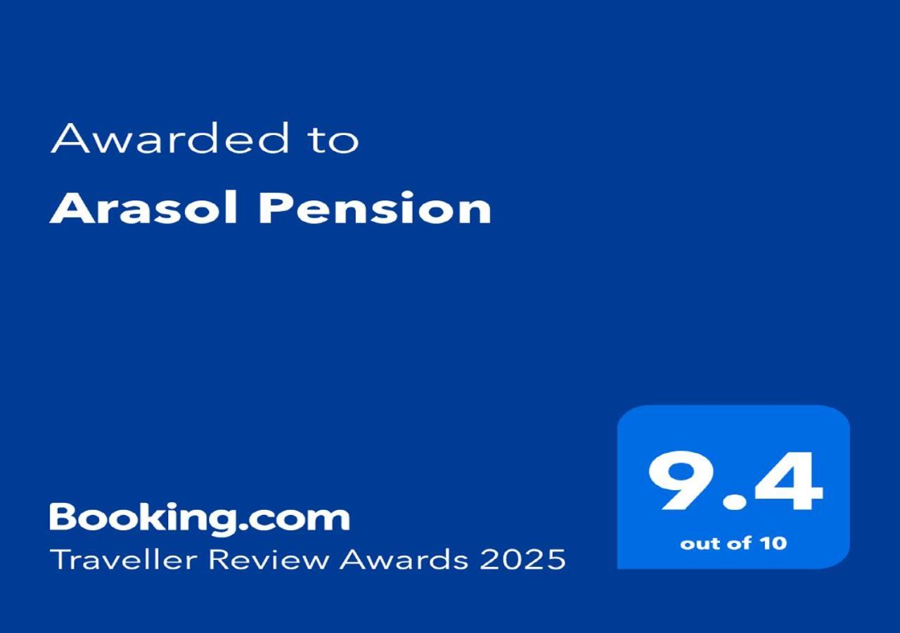 Arasol Pension Geoje Buitenkant foto